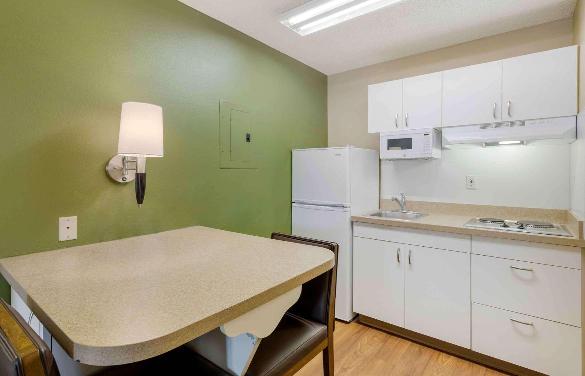 Extended Stay America Suites - Los Angeles - Lax Airport - Эль-Сегундо Экстерьер фото