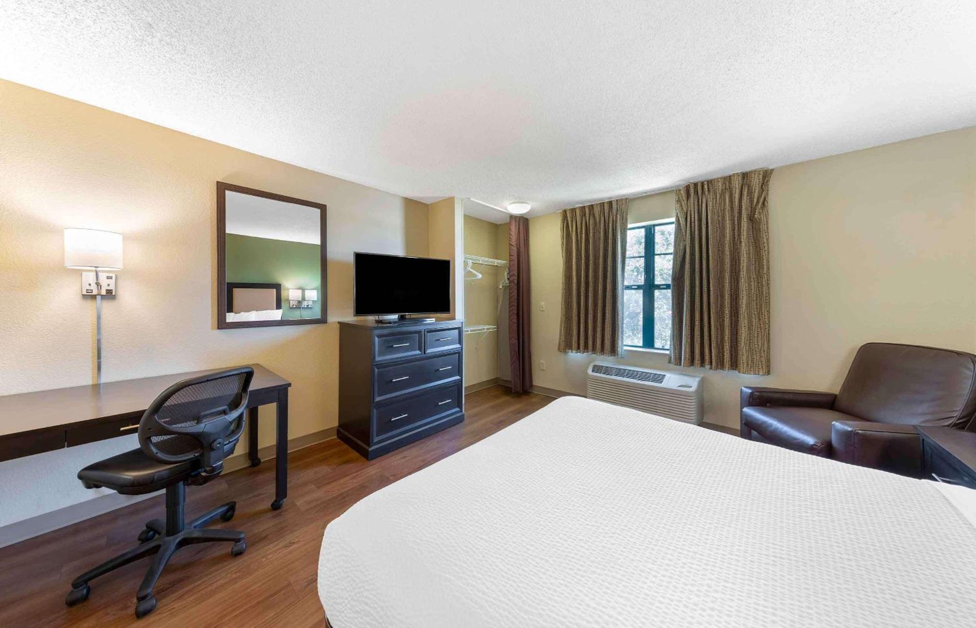 Extended Stay America Suites - Los Angeles - Lax Airport - Эль-Сегундо Экстерьер фото